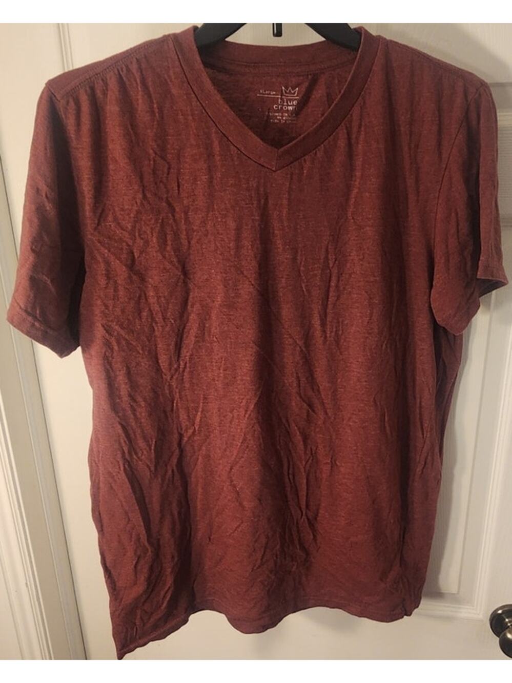 Blue Crown Burgundy V‑Neck T‑Shirt XL